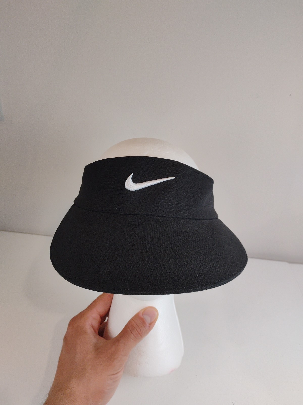 Nike Featherlight Visor Hat Adjustable Strap Blac… - image 1
