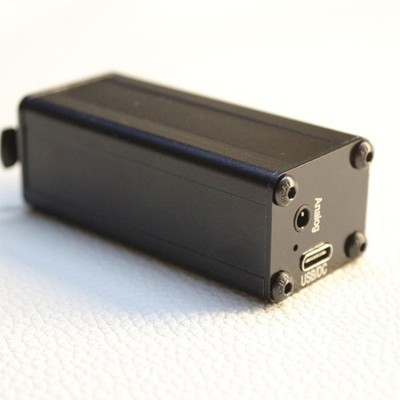 Analog-to-Digital Converter ADC with AES Output 24-bit 48kHz Audio Interface