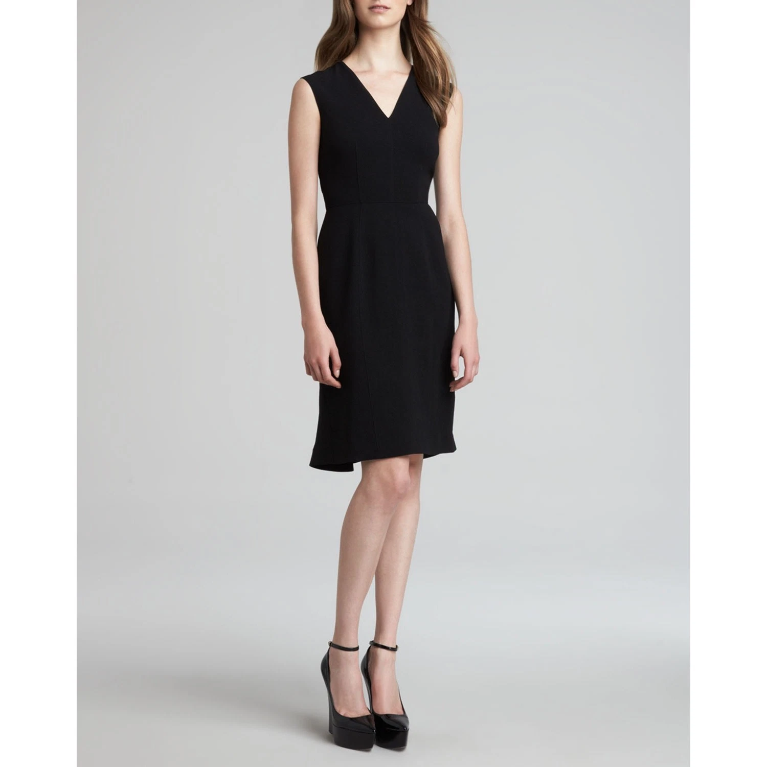 Abito smanicato Burberry London in crepe con scollo a V taglia 8