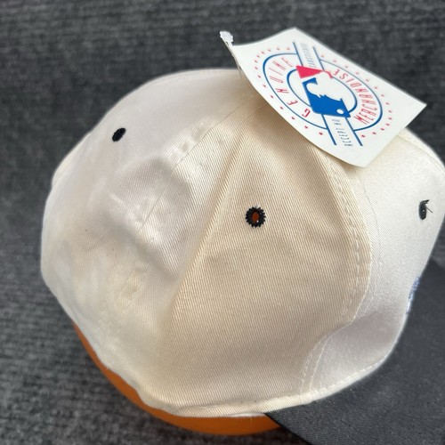 Brand New With Tags 1992 World Series SnapBack Hat Vintage Deadstock - Picture 3 of 7