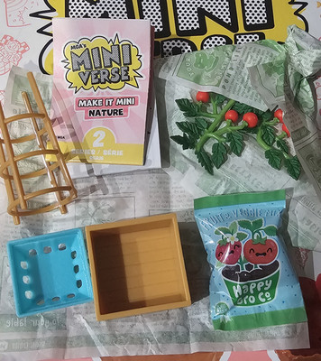 NEW Miniverse Make It Mini Nature Series      TOMATOES  Plant Veggie CRATE
