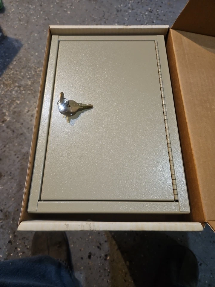 Kekab 30 Keykab Key Control System 30 KEY CABINET Beige New - Image 4 of 4