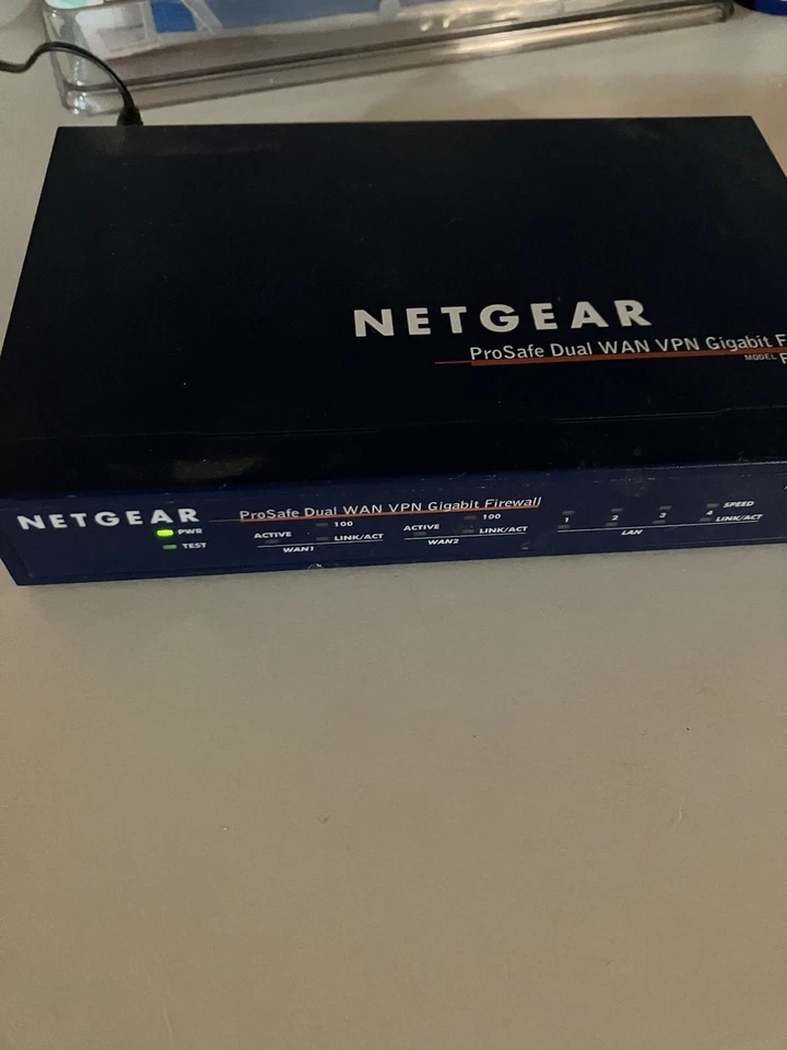 Netgear ProSafe VPN Firewall 25 w/ 4Gigabit LAN Dual WAN Port FVS124G - Image 4 of 4