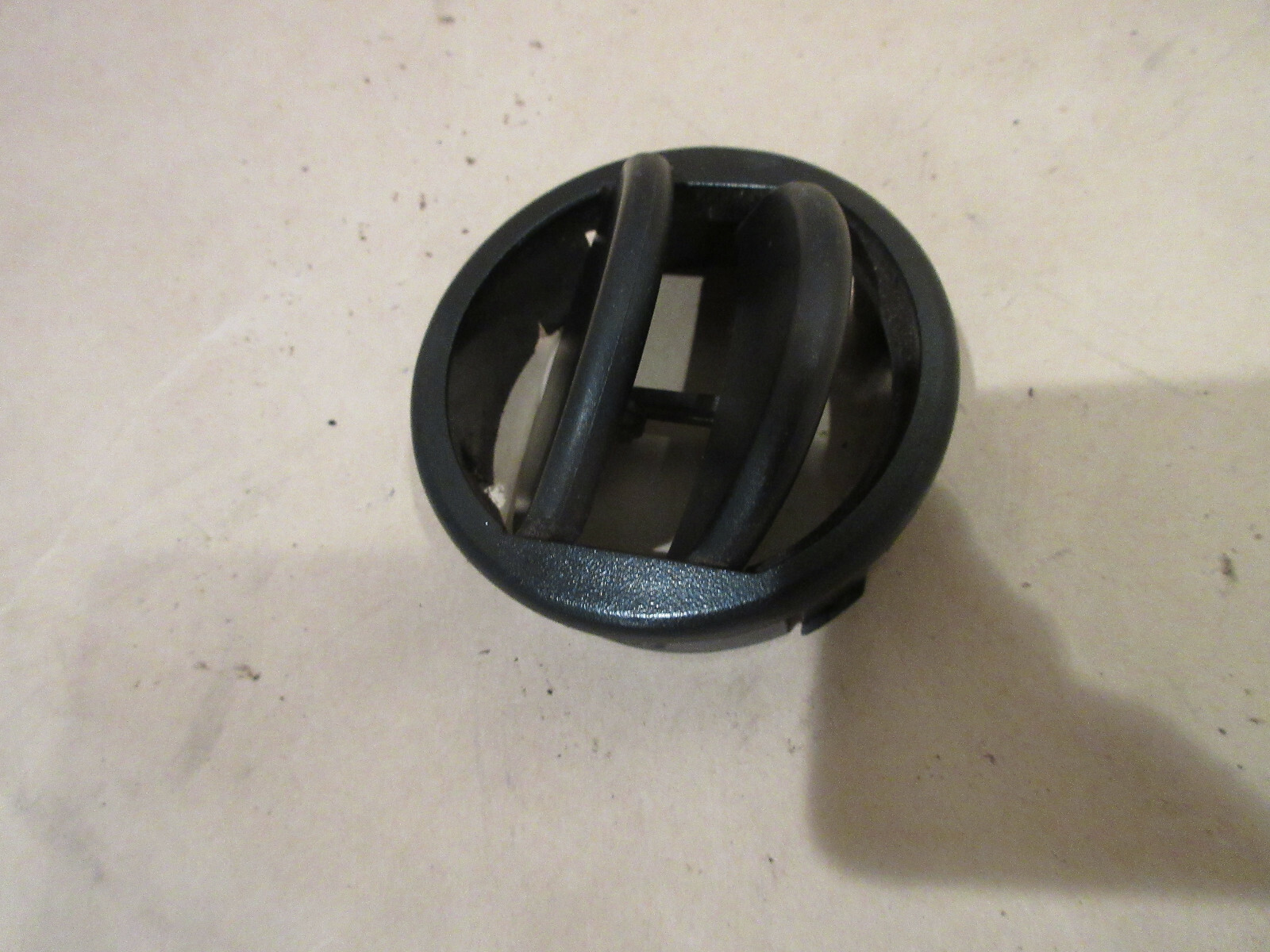 Ferrari Mondial, F40, F50 Dash Air Outlet Vent - P/N 60656500