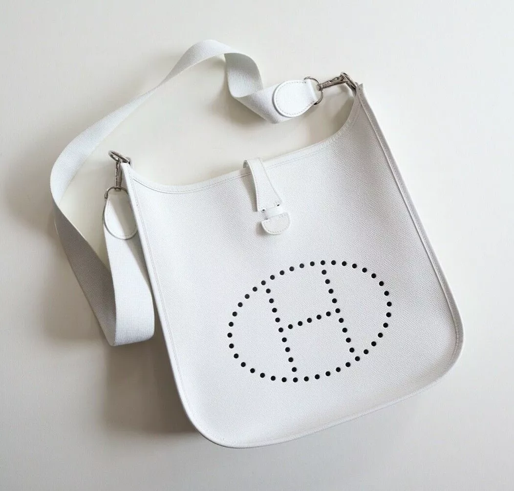 Hermes Evelyne PM Shoulder Bag Purse in White Epsom Leather