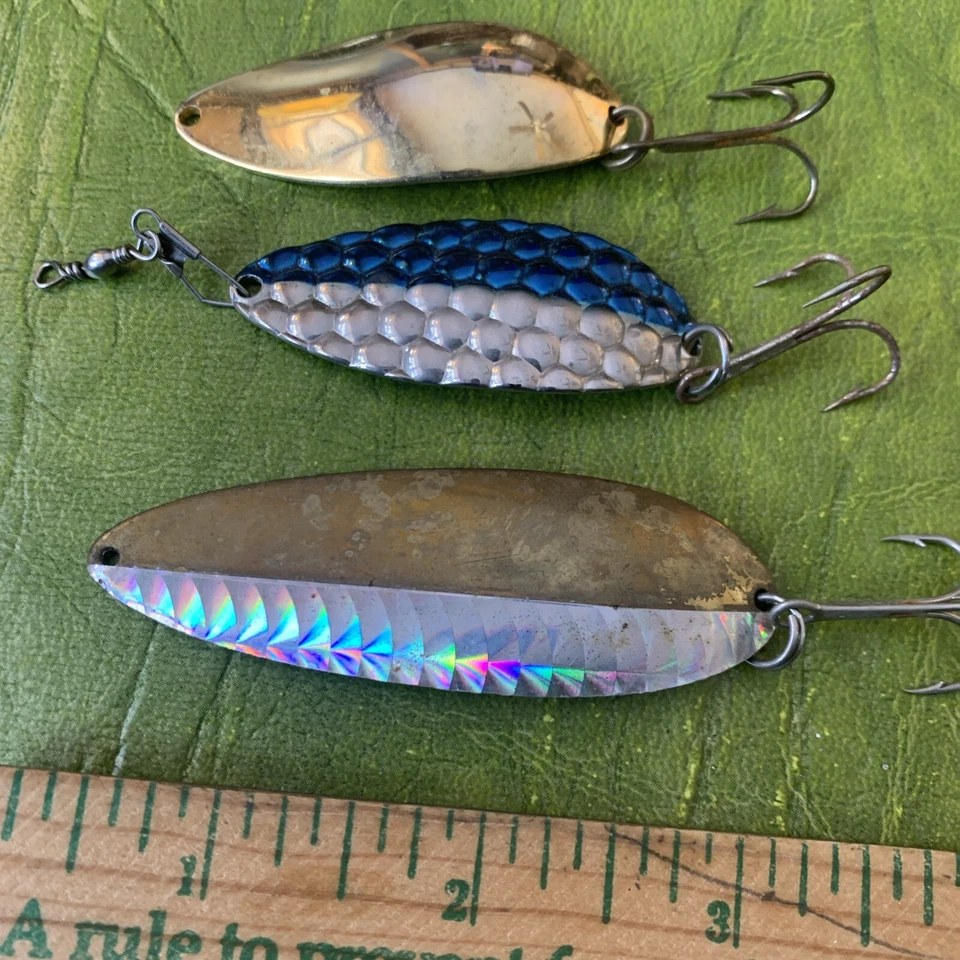 Lote de 5 iscas vintage para colher de pesca Little Cleo Topless cores sortidas tamanhos - Imagem 2 de 4