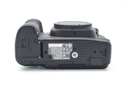 Canon EOS 5D Mark II 21.1MP EF Mount Digital Camera Body - Picture 11 of 22