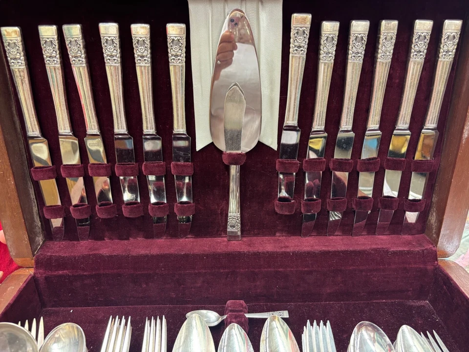 ANTIGUO JUEGO DE CUBIERTOS CORONACIÓN 1936 por Community Plate - Caja Original Foto 4 de 4