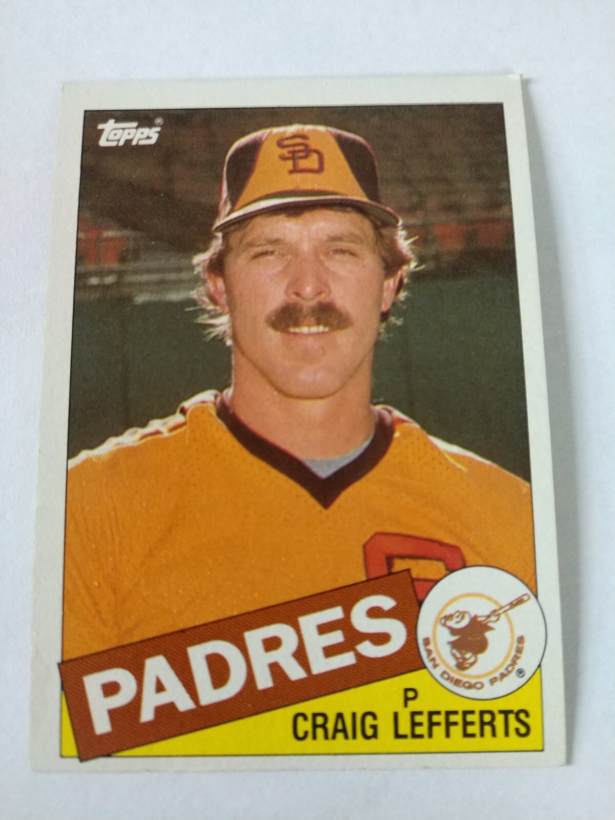 1985 Topps Baseball Craig Lefferts #608 San Diego Padres