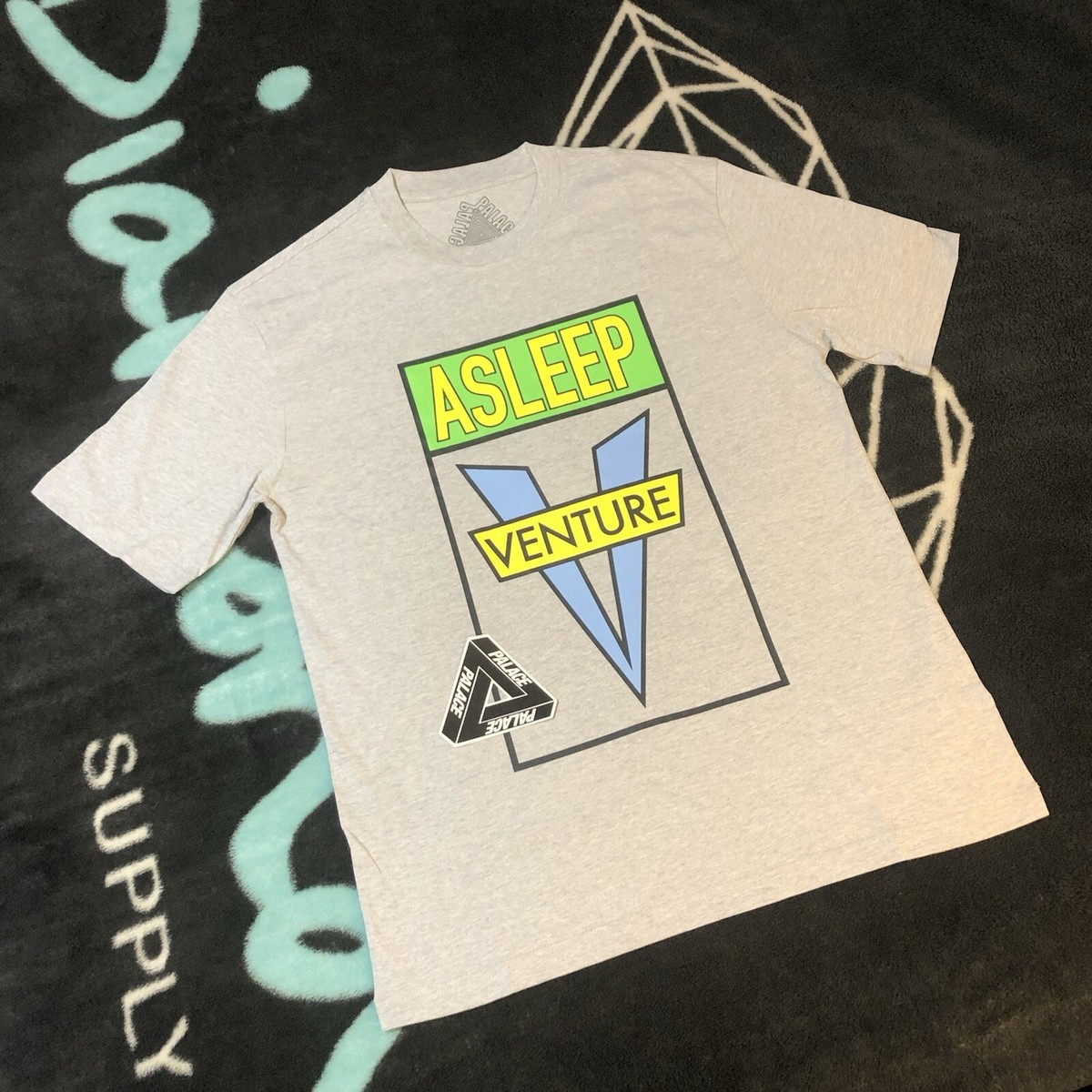PALACE ASLEEP TO VENTURE T-SHIRT (GREY MARL) (LARGE) SS20 TRI-FERG