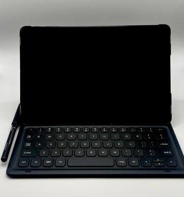 Samsung Galaxy Tab S4 With Case bundle Model SM-T830 4 GB Memory 64 GB Storage
