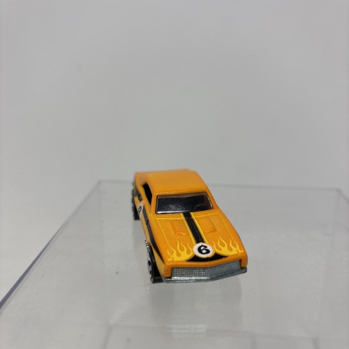 2008 Hot Wheels Color Shifters '67 Camaro Classic to Flames Loose - Picture 4 of 10