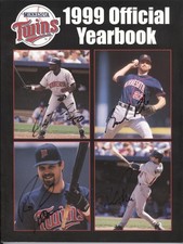 1999 Minnesota Twins Yearbook: 14 Autographs Lawton/Radke/Coomer/Walker/Cordova