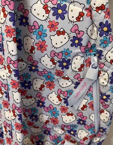 Vera Bradley HELLO KITTY BOWS Large Sling Backpack - Limited Edition NWT - Picture 9 of 11