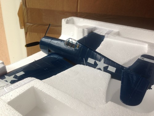ARMOUR FRANKLIN MINT 1/48 F6F5 HELLCAT US NAVY CGV15 USS ESSEX 98174 B11B312 - Imagen 5 de 10