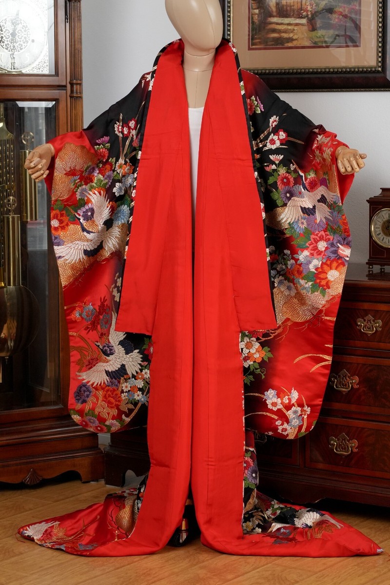 I様へ感謝お嫁入り‼️JAPAN貴人の蒔絵懐石膳2客➕1と塗師松ぼっくり木皿10客 Vintage Red Japanese Sato Cloisonné Bud Vase Pigeon Blood