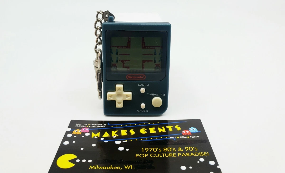 VINTAGE 90s NINTENDO GAMEBOY MINI CLASSIC KEYCHAIN MARIO S Cement Factory 1998