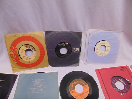 (13) 45 RPM Streisand Carly Simon Cyndi Lauper Bob Seger blondie Gloria Mac Davi - Picture 7 of 11
