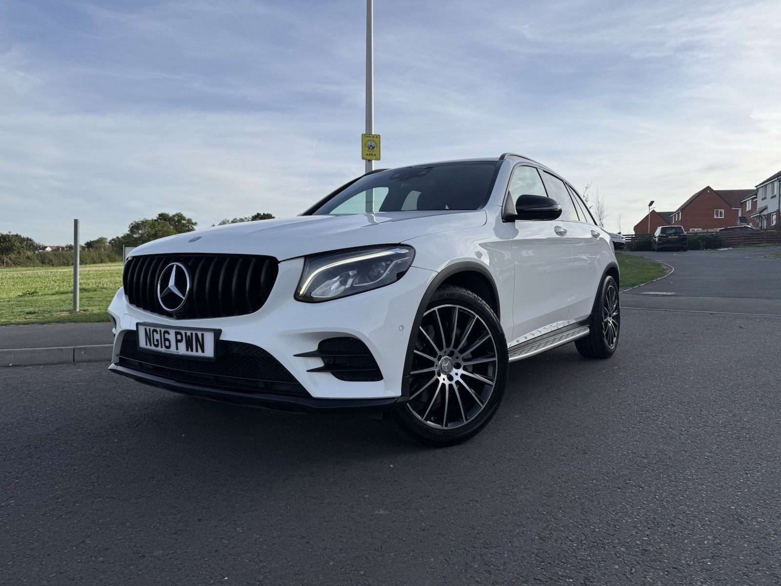 2016 MERCEDES-BENZ GLC