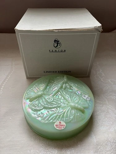 Retired Fenton BonBon Box Dish Covered Bowl 6840 GE Sea Green Opalescent w Box