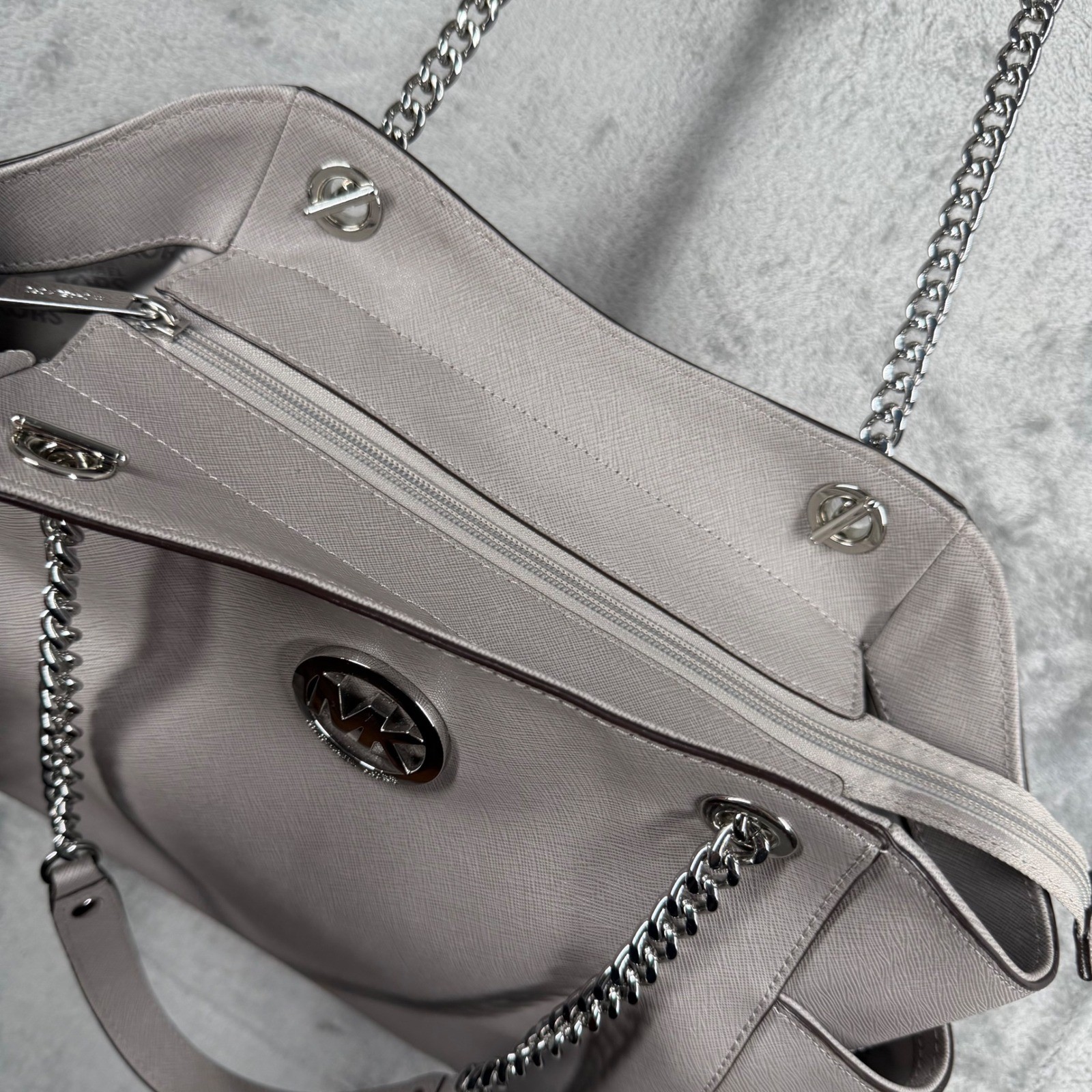 Michael Kors Jet Set Medium Chain Shoulder Tote Bag Gray Silver Metallic Classic — image 5