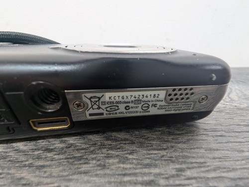 Cámara Kodak Easyshare V1003 - Pantalla dañada, sin batería - Repuestos o reparaciones - Imagen 11 de 13