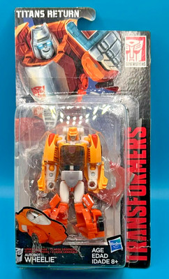 Hasbro Transformer Generation Prime Combiner Wars WHEELIE Chug Titan Return
