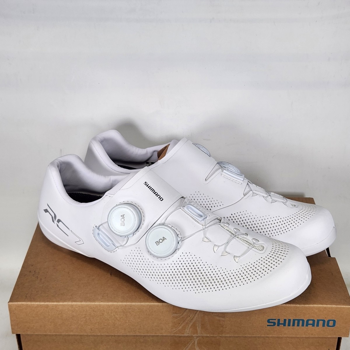 Size 9.5 (EU 42) - Shimano RC7 - White - Womens - RC7W / SH-RC703