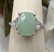 Sterling Silver Green Stone Ring With Trillion Side Stones Size 7