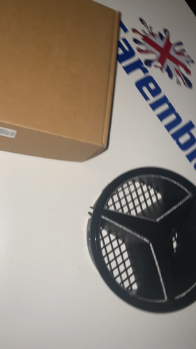 Mercedes -Benz LED Grille Star Emblem Gloss BLACK W204 W245 C180 PN- A2078880260 - Video 1 of 1