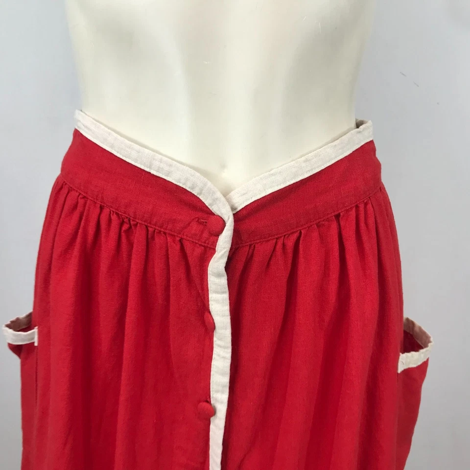 COOPERATIVE - WOMEN'S 2 - RED WHITE LINEN BLEND BUTTON FRONT SKIRT W/ POCKETS - Image 2 of 4