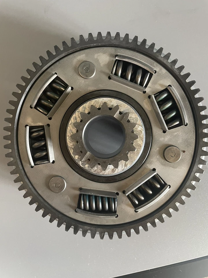 1984 HONDA XL 600R КОРЗИНА СЦЕПЛЕНИЯ СТУПИЦА 84 XL600 600R. - Изображение 4 из 4