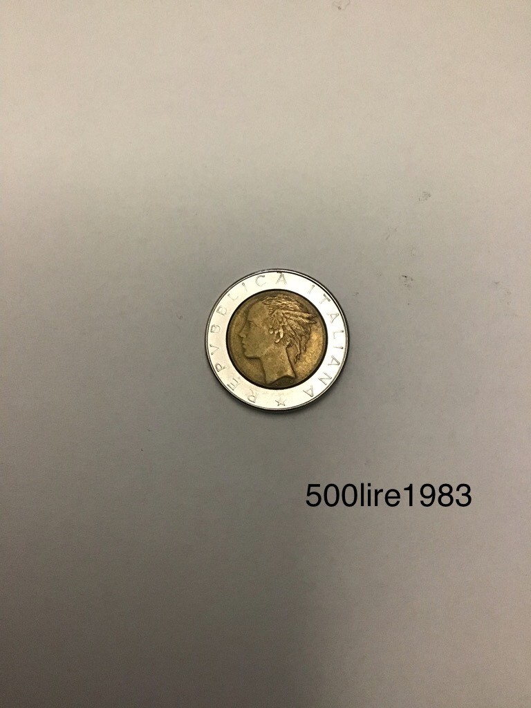 Foto 1 di 2