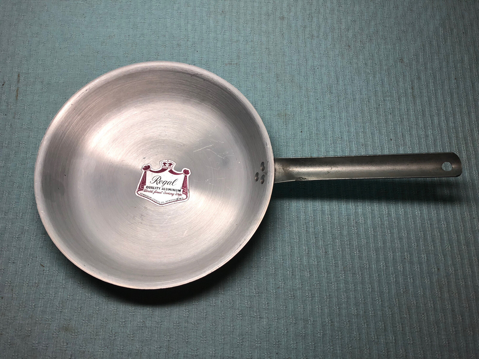 Vintage NOS Regal Aluminum Skillet w/ Original Label Kewaskum Utensil