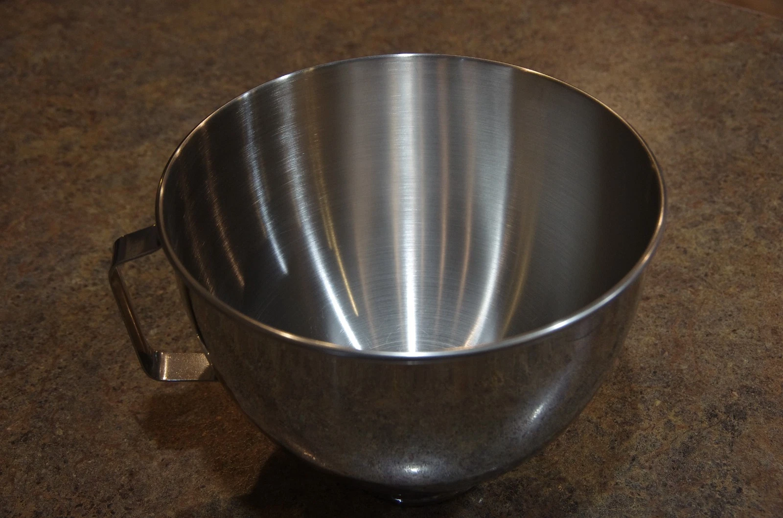 KitchenAid Stainless Steel Bowl 4.5 Qt.
Opens in a new window or tab