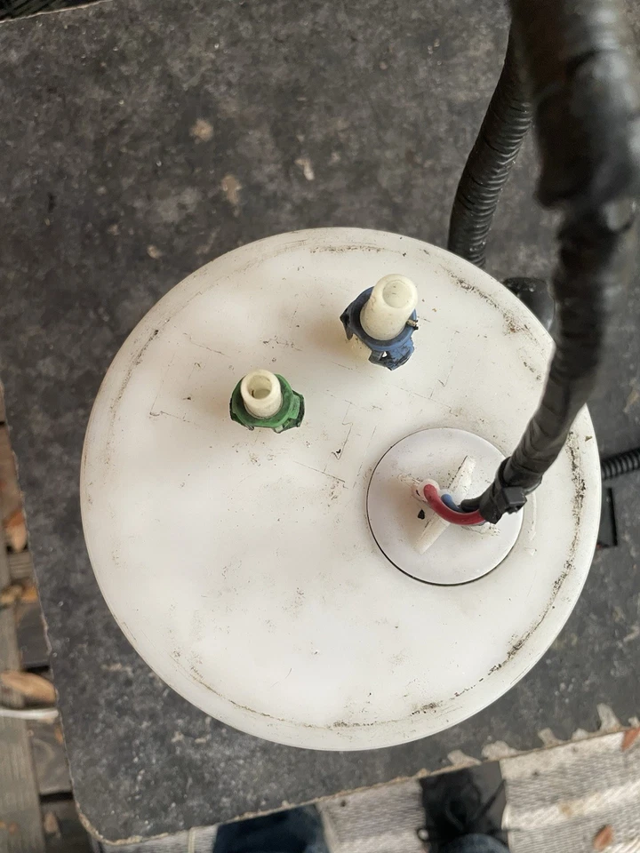 Chrysler Sebring Dodge Stratus 1996-2000 bomba de combustible unidad de envío sin bomba Mopar Foto 2 de 4