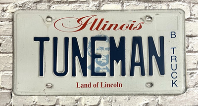 Expired Illinois TRUCK Vanity License Plate TUNEMAN Music Lover Rock 'n Roll