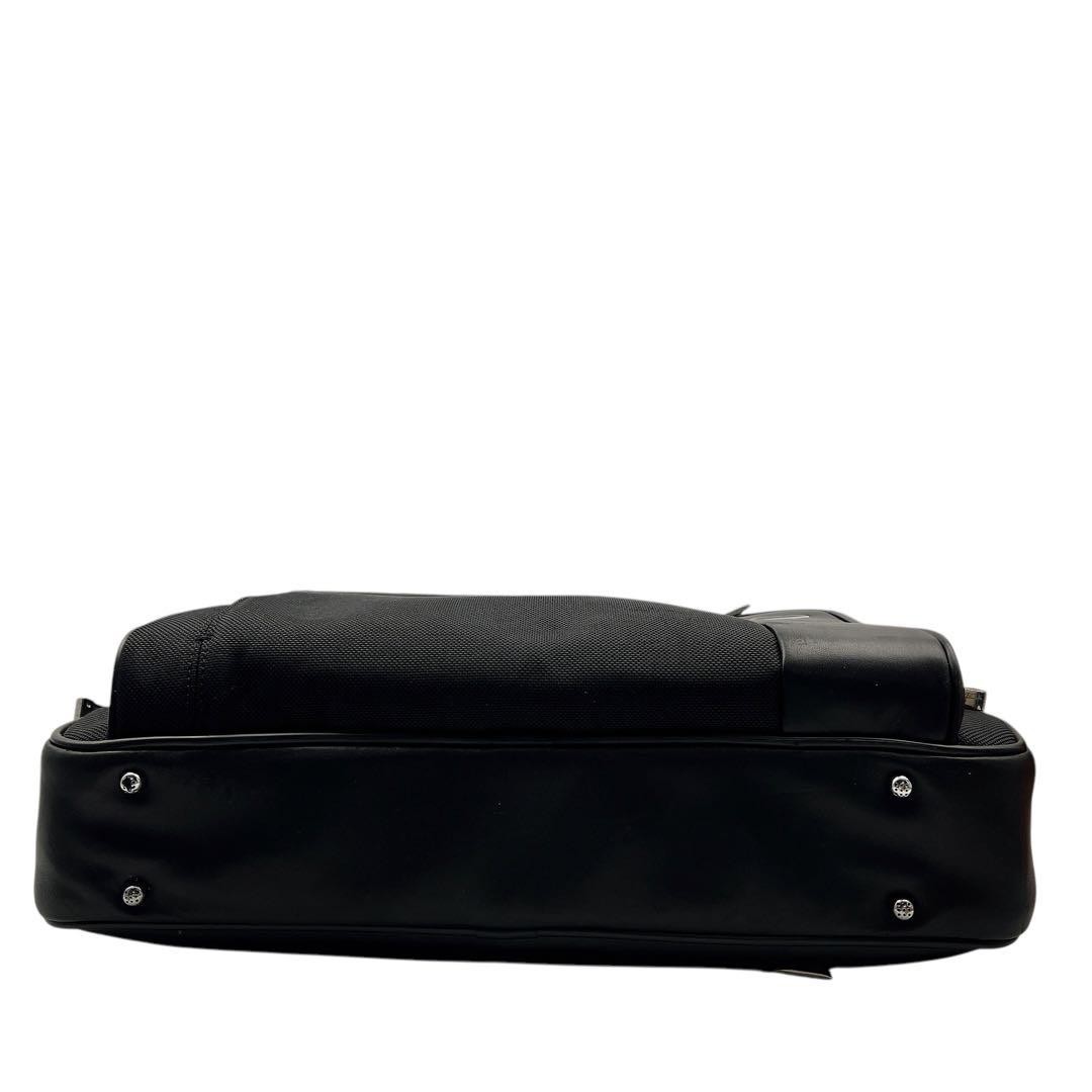 Tumi Black 2-Way Bag Business Men'S 8873 | eBay