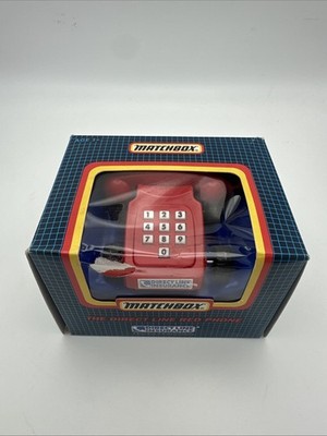 VINTAGE MATCHBOX DRUCKGUSS THE DIRECT LINE ROT TELEFON VERPACKT