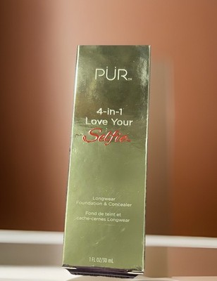 PUR 4-in-1 Love Your Selfie Longwear Foundation & Concealer LP2 Fair Ivory NEW