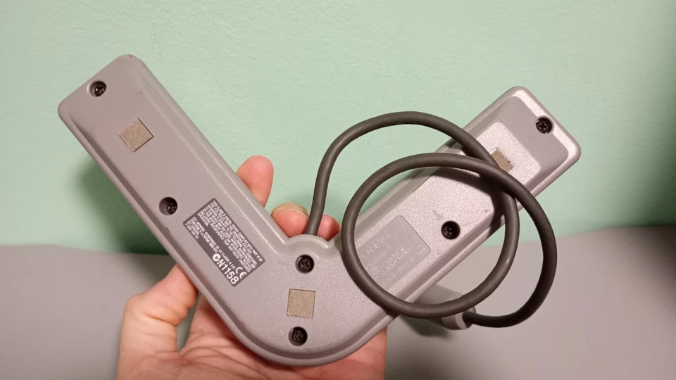 Multitap PS1 Sony Originale - Immagine 2 di 3