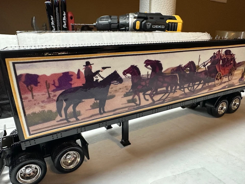 Smokey & the Bandit custom 1/43 scale - Image 2 of 4