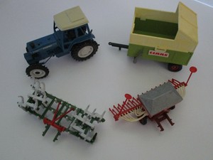 toy tractor implements