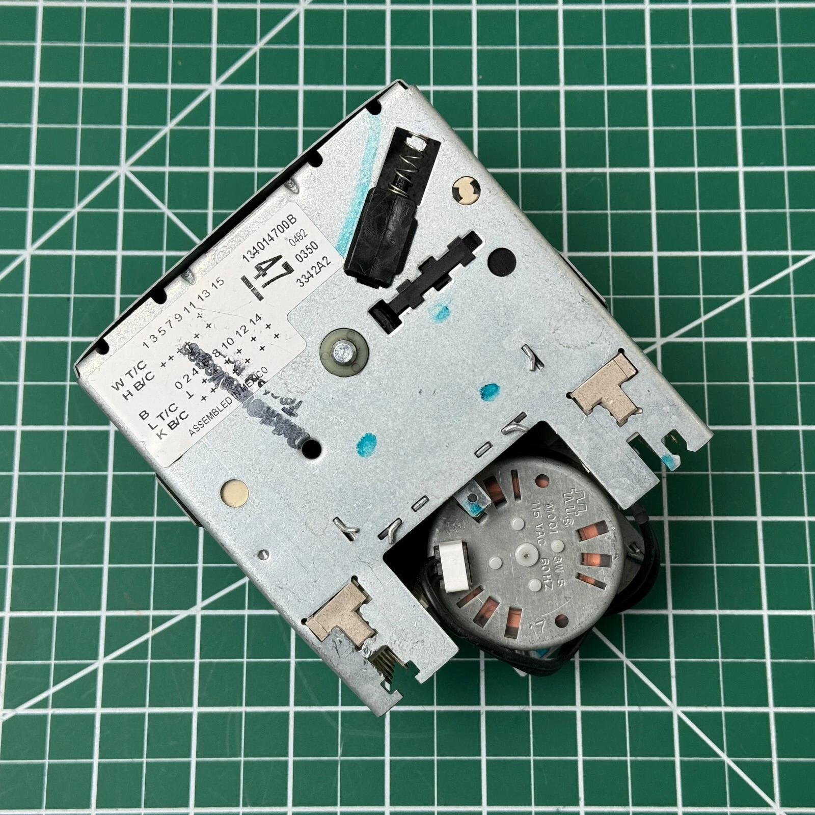 Frigidaire Washer Timer 134014700B
Opens in a new window or tab