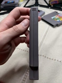 NES 1942 Capcom Authentic Nintendo game cartridge 5 Screw