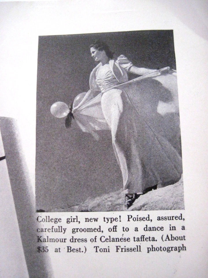 Fantastic Aug. 15, 1938 Magazine "Vogue" Fashions for College * Foto 3 de 4