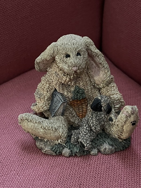 Boyds Bears & Friends Daphne Hare Maisey Lamb Figurine #2011  7E/1457
