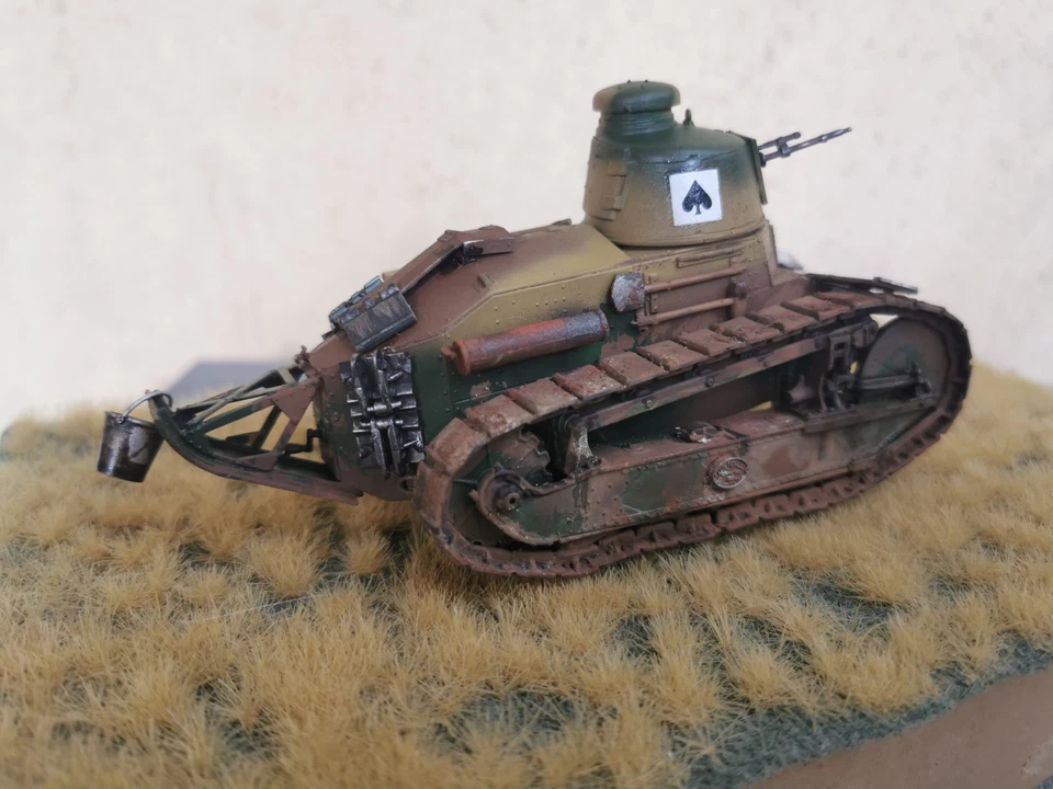 maquette 1/35 Renault FT 17 montee - Photo 4/4