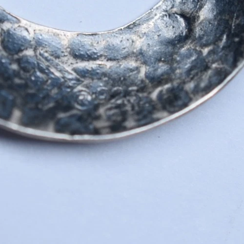 Pendientes de aro Silpada: ley martillada con madera, perlas y cuarzo Foto 4 de 4