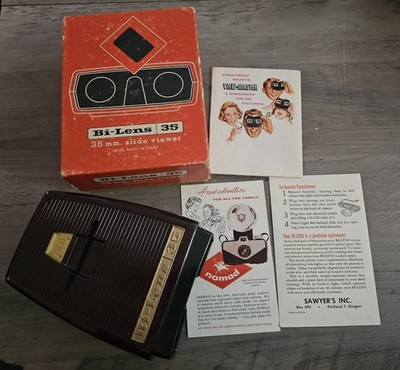 VINTAGE BAKELITE SAWYER'S  BI-LENS 35 MM SLIDE VIEWER With BUILT IN LIGHT in BOX
